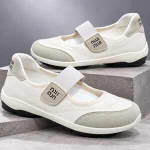 Ladies smart sneaker